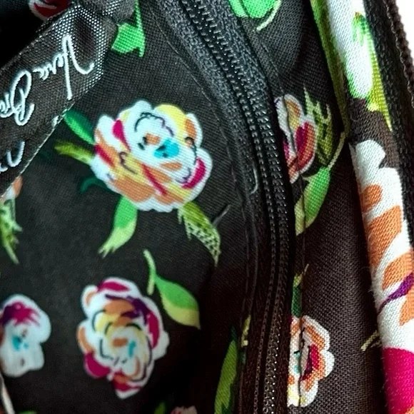 Vera Bradley NWT "English Rose" Zip Top Wristlet & Matching Magnifier Card - Picture 13 of 15